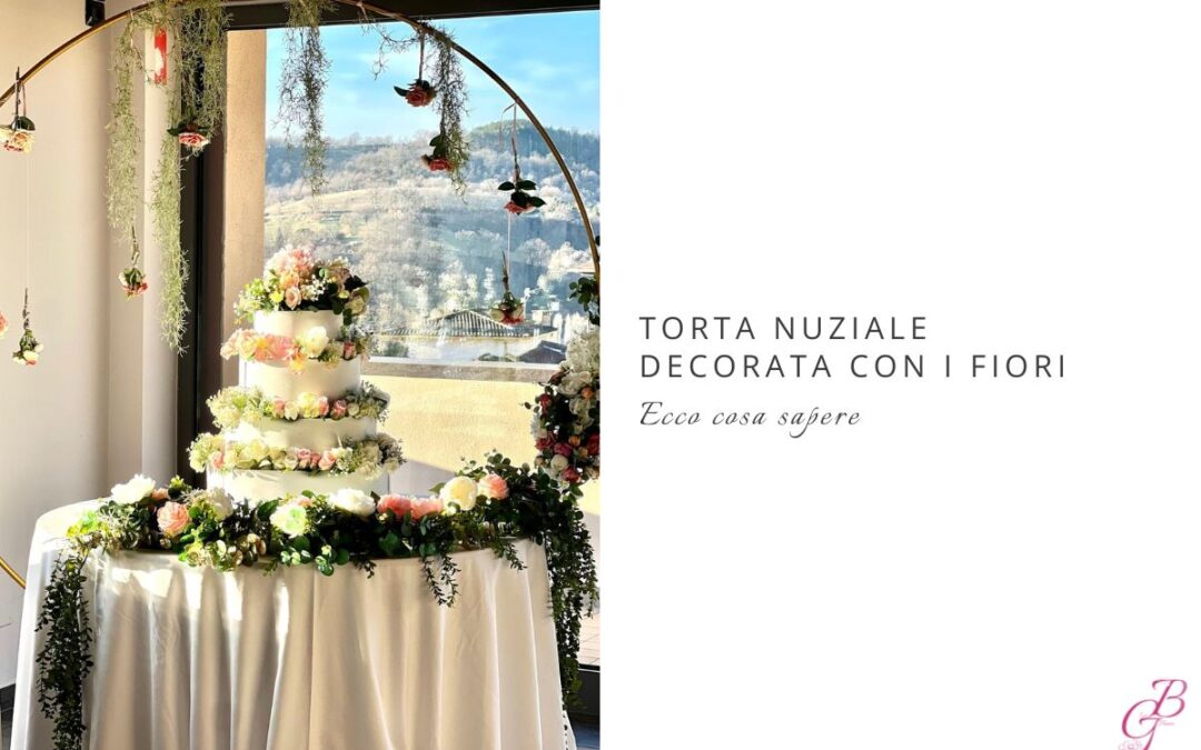 torta nunziale con fiori